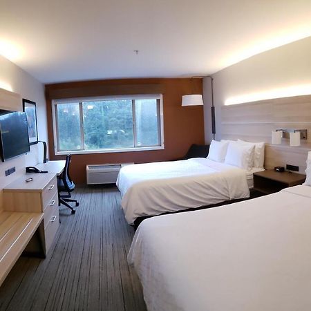 Holiday Inn Express Fort Bragg By Ihg Εξωτερικό φωτογραφία