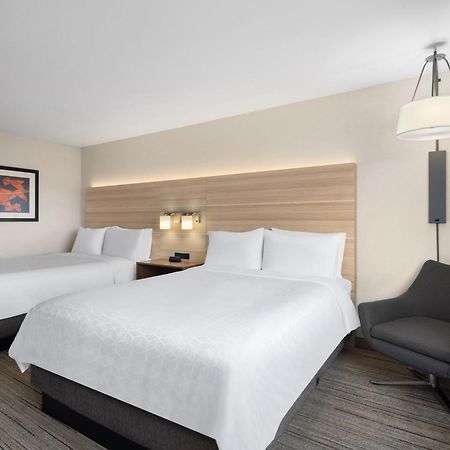 Holiday Inn Express Fort Bragg By Ihg Εξωτερικό φωτογραφία
