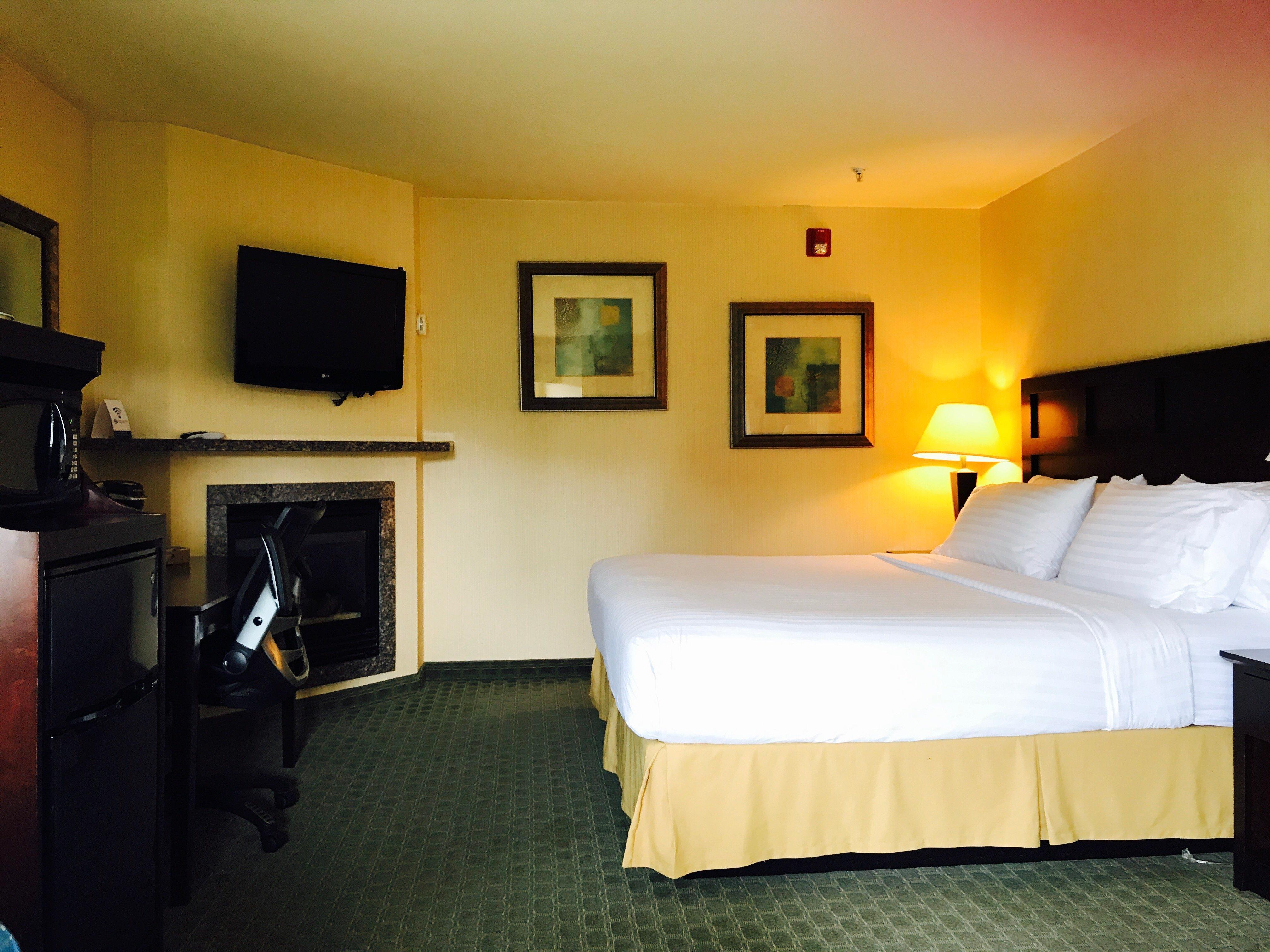 Holiday Inn Express Fort Bragg By Ihg Εξωτερικό φωτογραφία