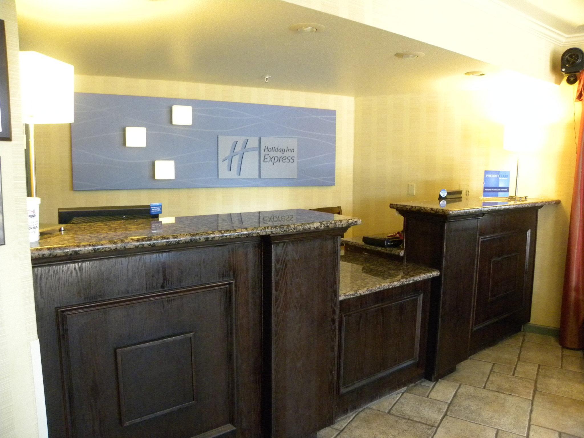Holiday Inn Express Fort Bragg By Ihg Εξωτερικό φωτογραφία