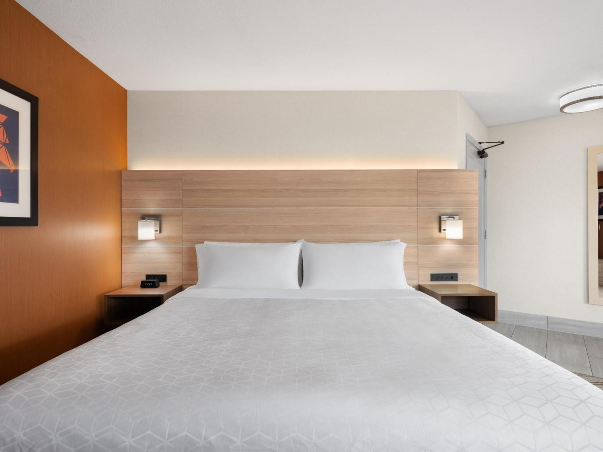Holiday Inn Express Fort Bragg By Ihg Εξωτερικό φωτογραφία