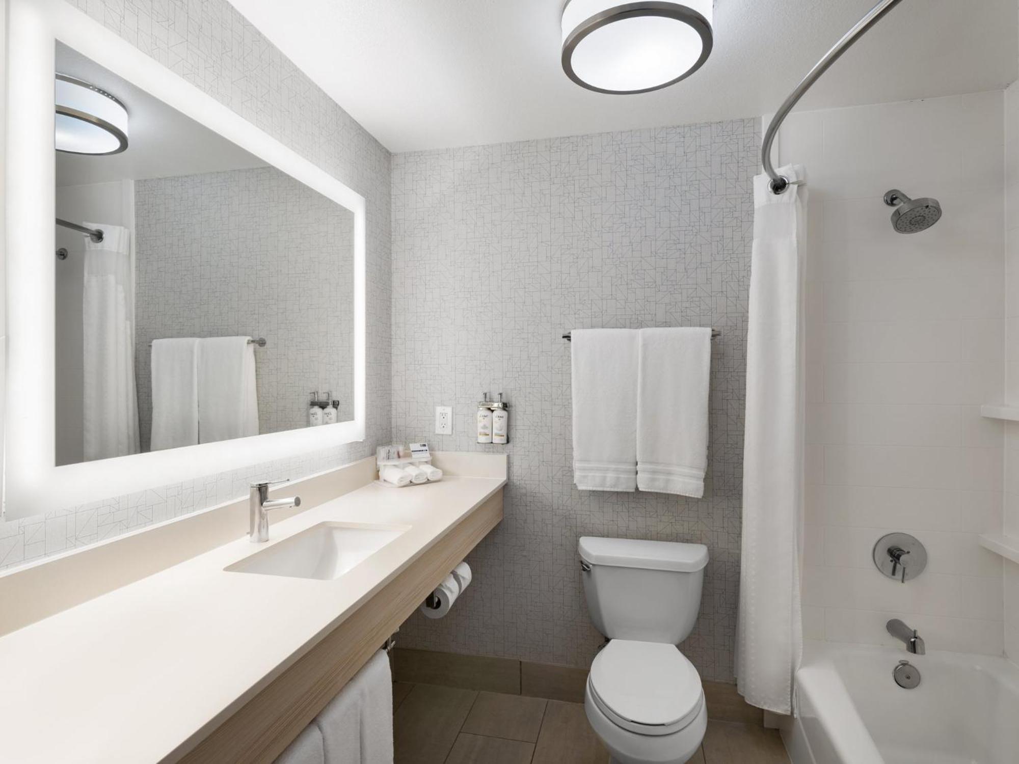 Holiday Inn Express Fort Bragg By Ihg Εξωτερικό φωτογραφία