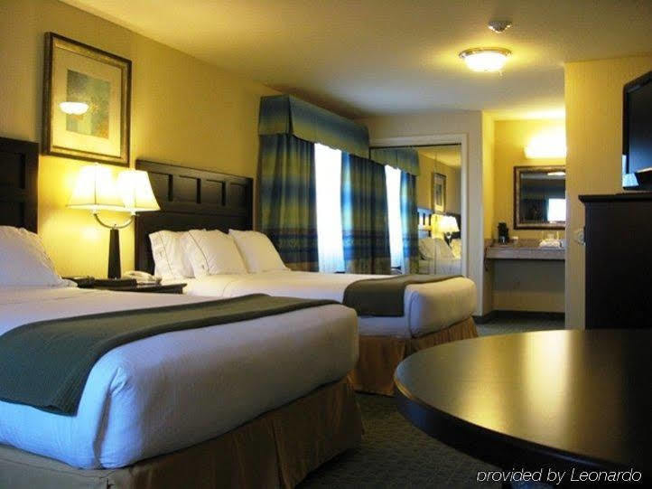 Holiday Inn Express Fort Bragg By Ihg Εξωτερικό φωτογραφία